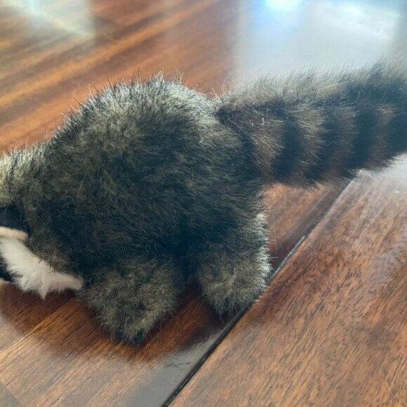 Folkmanis Mini Raccoon Finger Puppet 7" with Tail Collectible Plush! - Picture 2 of 5